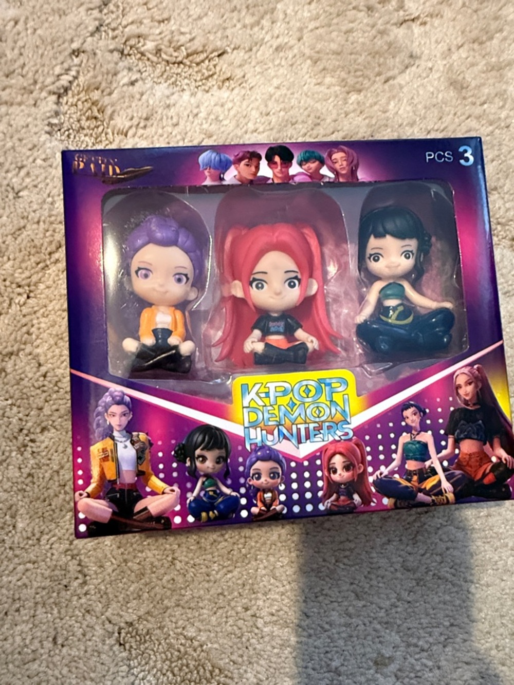 K-Pop Demon Hunters 3-Pack Collectible Figures - Purple, Red, Black